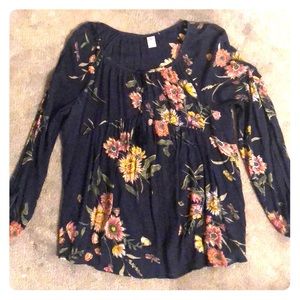 Long sleeve floral top